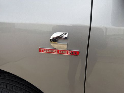Used 2023 RAM 3500 Big Horn w/ Level 1 Equipment Group image 9