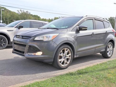 Used 2015 Ford Escape Titanium AWD/4WD image 2