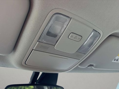 Used 2022 Kia Soul S FWD image 32