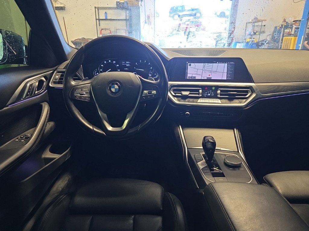 Used 2021 BMW 430i Coupe w/ Convenience Package RWD image 4