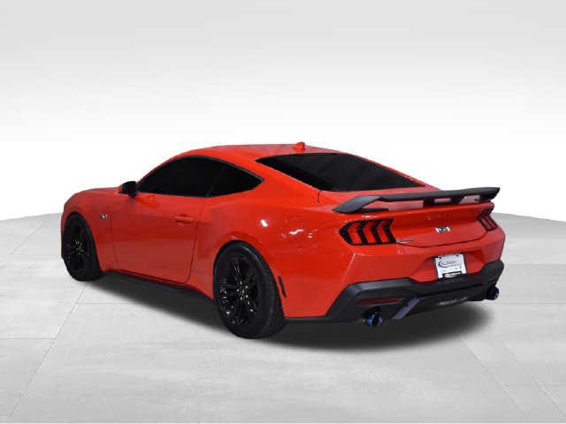 Used 2024 Ford Mustang GT RWD image 7