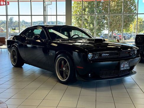 Used 2021 Dodge Challenger R/T w/ Plus Package image 4