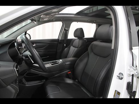 Certified 2023 Hyundai Santa Fe SEL w/ Premium Package AWD/4WD image 5