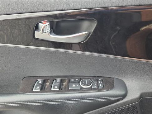 Used 2018 Kia Sorento EX FWD image 29
