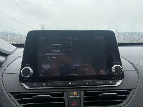 Used 2019 Nissan Altima 2.5 SV image 18