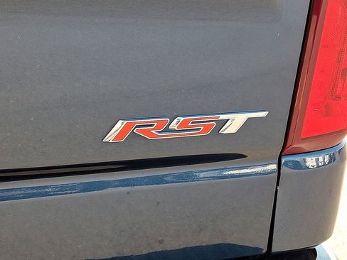 Used 2022 Chevrolet Silverado 1500 RST image 32