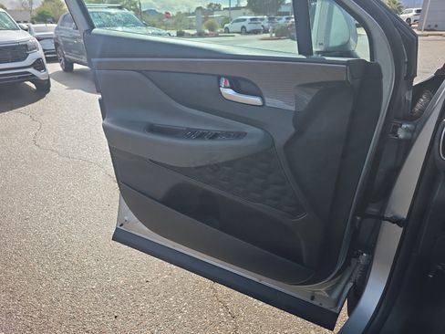 Used 2023 Hyundai Santa Fe SEL image 13