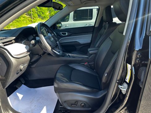Used 2022 Jeep Compass Latitude w/ Convenience Group AWD/4WD image 33