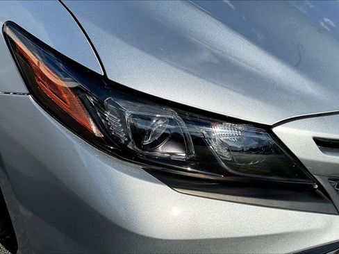 Used 2023 Toyota Camry SE image 27