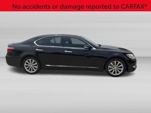 Used 2012 Lexus LS 460 AWD w/ Comfort Pkg image 2