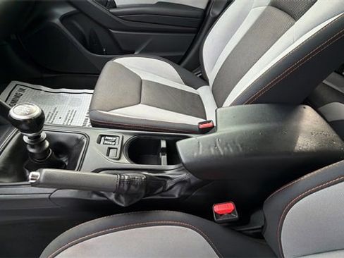 Used 2020 Subaru Crosstrek 2.0i Premium image 15