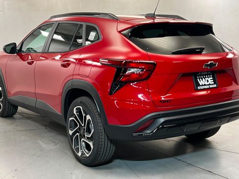 New 2026 Chevrolet Trax RS w/ Driver Confidence Package FWD image 3