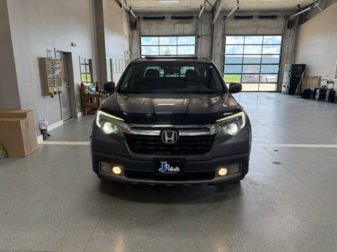 Used 2017 Honda Ridgeline RTL-E image 3
