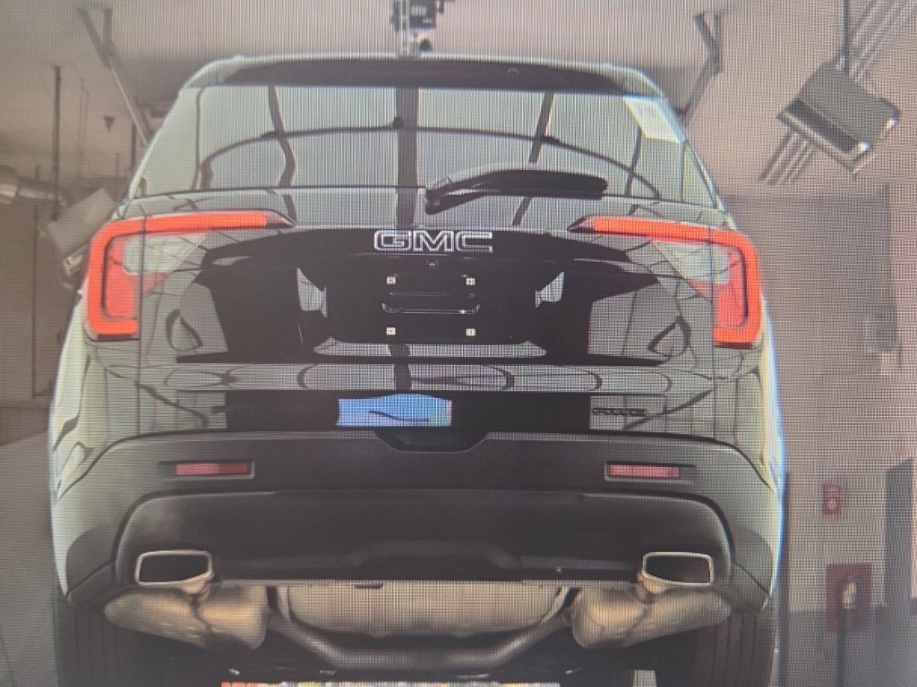 Used 2023 GMC Acadia SLT w/ Elevation Edition AWD/4WD image 8