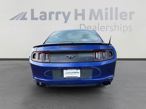 Used 2014 Ford Mustang GT Premium image 4