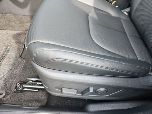 New 2026 Kia Sportage EX image 10