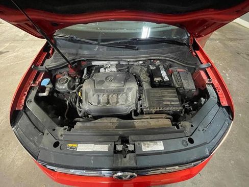 Used 2019 Volkswagen Tiguan SE w/ Panoramic Sunroof Package image 44