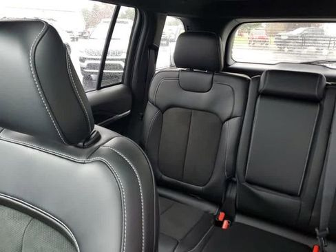 New 2026 Jeep Grand Cherokee Altitude AWD/4WD image 14