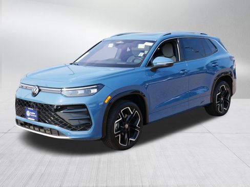 Certified 2025 Volkswagen Tiguan SEL R-Line AWD/4WD image 3