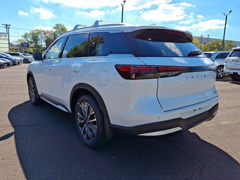 New 2026 INFINITI QX60 Luxe w/ Cargo Package FWD image 3