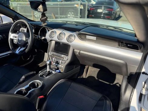 Used 2018 Ford Mustang Premium RWD image 35