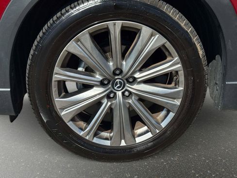 Used 2023 MAZDA CX-9 Signature image 9