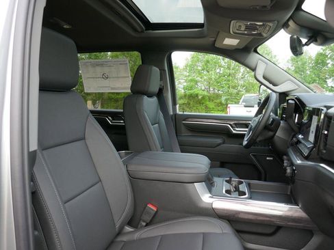 New 2026 Chevrolet Silverado 2500 LTZ w/ LTZ Plus Package AWD/4WD image 13