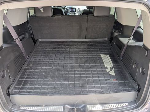 Used 2017 Chevrolet Tahoe LT RWD image 14