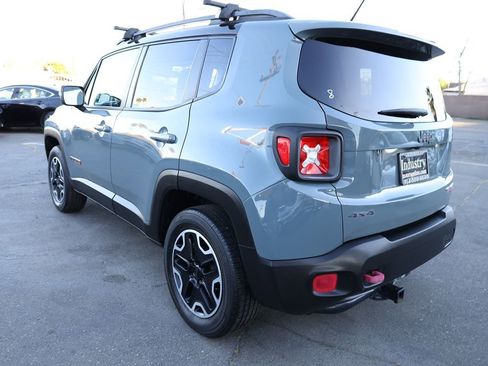 Used 2015 Jeep Renegade Trailhawk w/ Popular Equipment Group AWD/4WD image 6