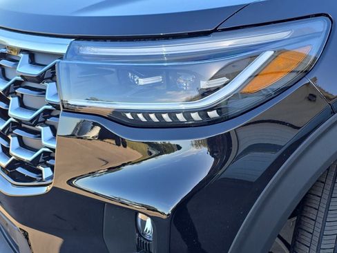 New 2026 Ford Explorer Platinum image 37