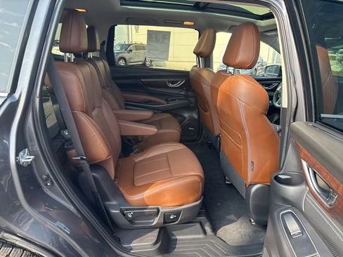 Used 2023 Subaru Ascent Touring image 21