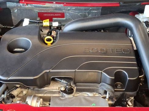 Certified 2025 Chevrolet Equinox ACTIV w/ Safety and Technology Package image 27