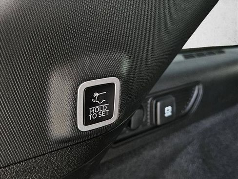 Used 2024 Jeep Grand Cherokee Summit AWD/4WD image 26