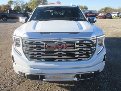 New 2026 GMC Sierra 1500 Denali image 12