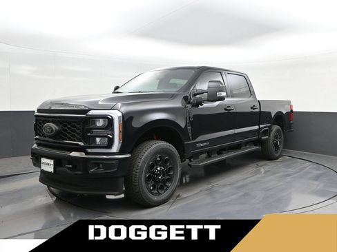 New 2026 Ford F250 Lariat w/ Black Appearance Package AWD/4WD image 1
