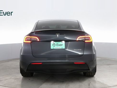 Used 2021 Tesla Model Y Performance image 13