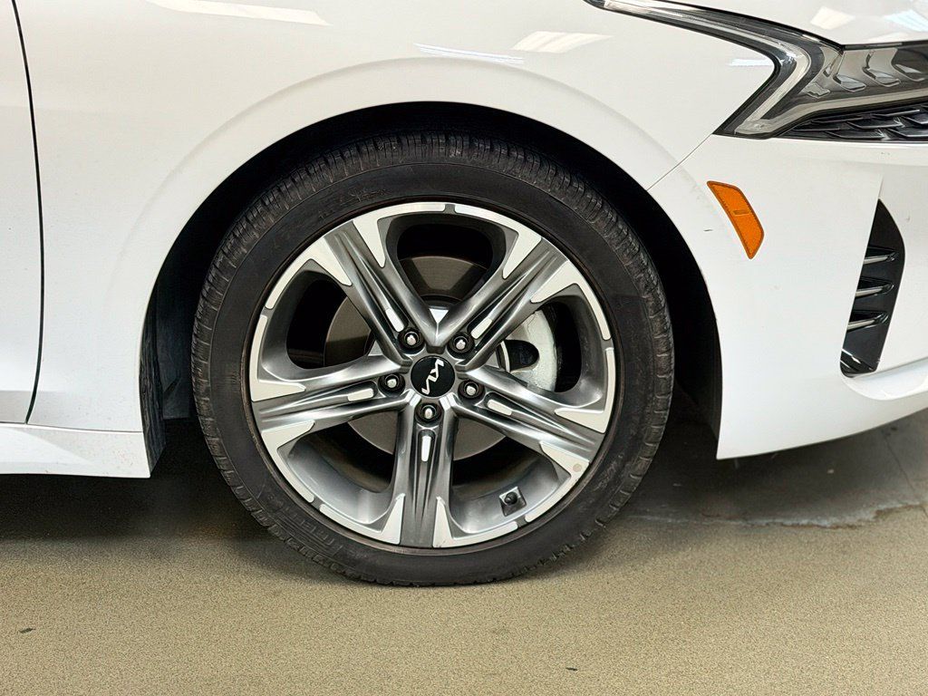 Used 2024 Kia K5 EX w/ EX Premium Package FWD image 4