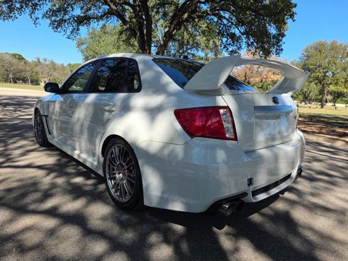 Used 2011 Subaru Impreza WRX STI image 6