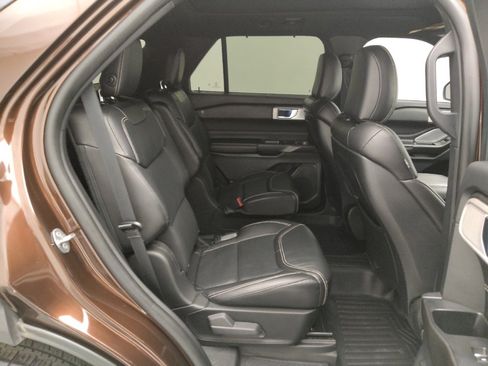 Used 2020 Ford Explorer ST w/ Premium Technology Package image 19