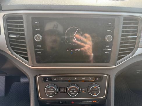 Used 2021 Volkswagen Atlas SE FWD image 20