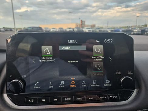 Used 2023 Nissan Rogue SL w/ SL Premium Package AWD/4WD image 32