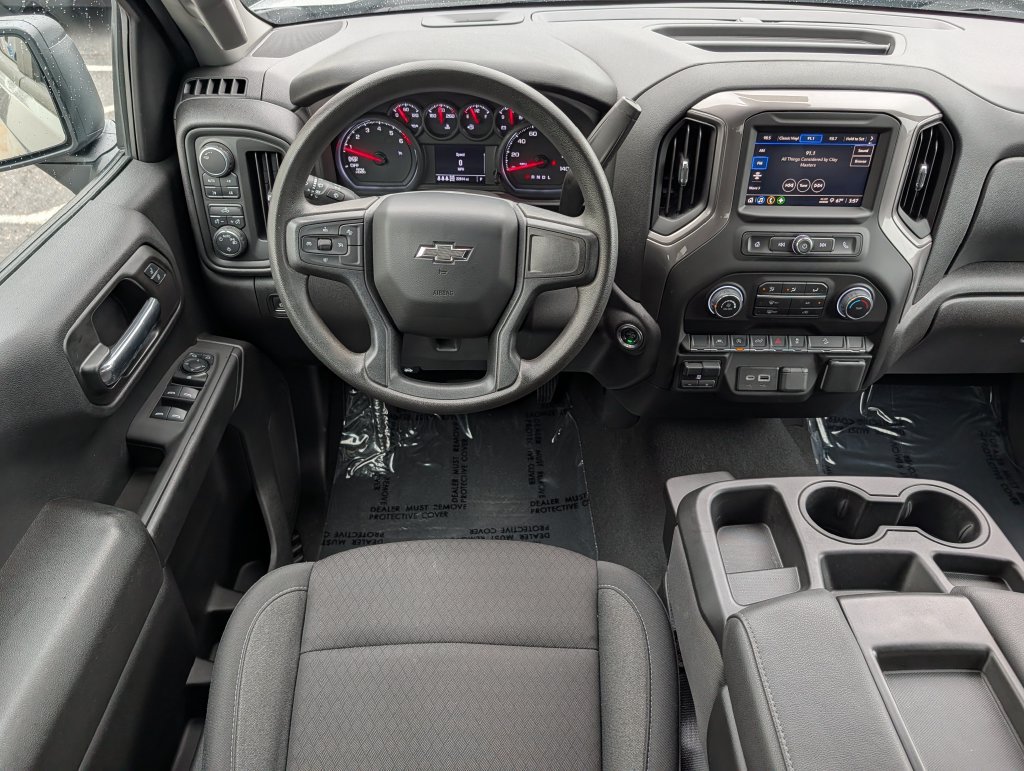 Used 2025 Chevrolet Silverado 1500 Custom Trail Boss w/ Turbomax Blackout Package AWD/4WD image 18