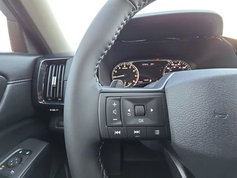 New 2026 Nissan Pathfinder SV image 11