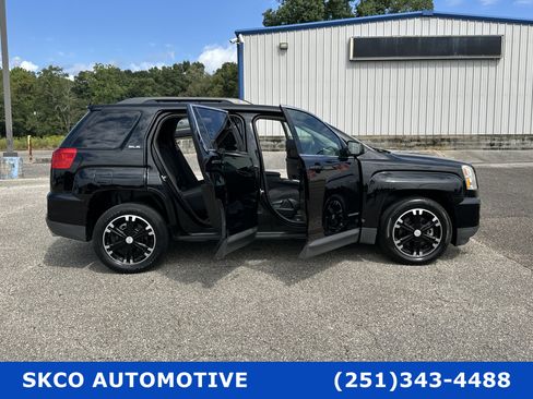 Used 2017 GMC Terrain SLE w/ Nightfall Package image 30