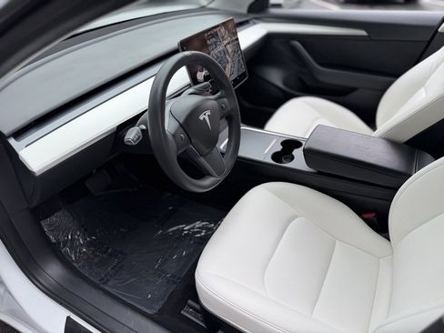 Used 2022 Tesla Model 3 Long Range image 24