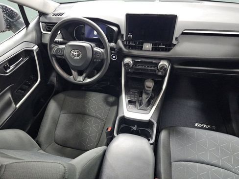 Used 2023 Toyota RAV4 XLE AWD/4WD image 28