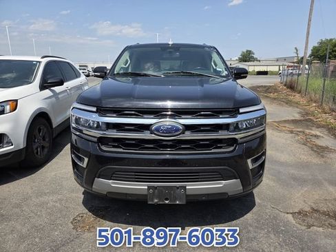 Used 2024 Ford Expedition Limited RWD image 2
