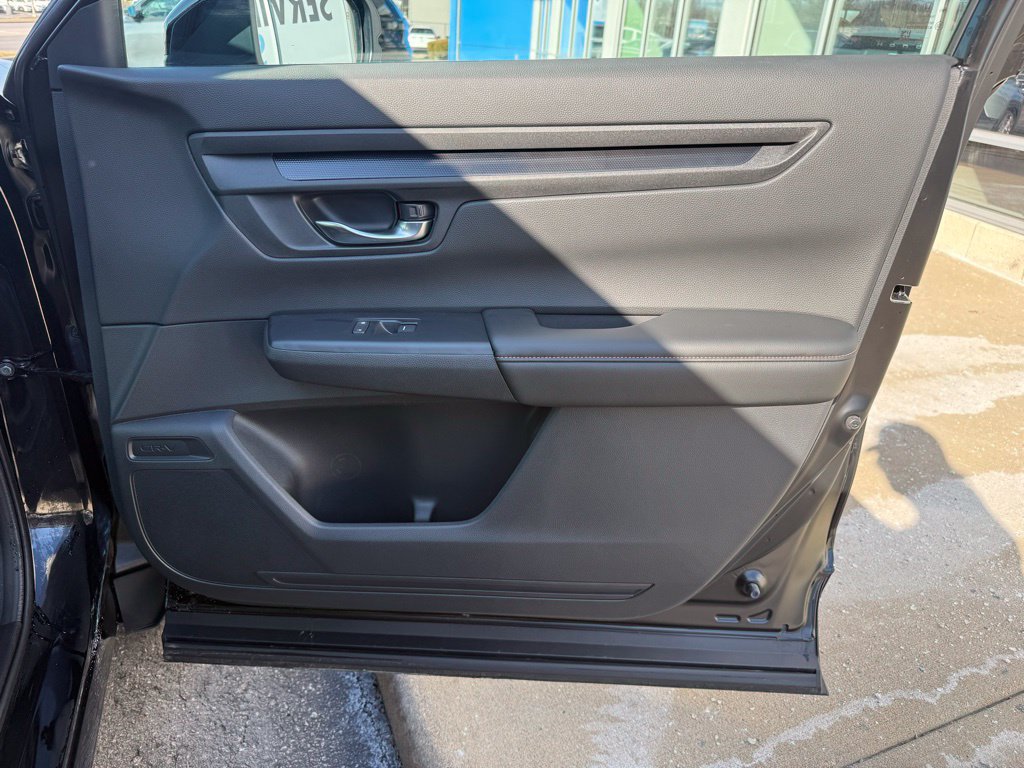 Used 2025 Honda CR-V Sport-L image 45