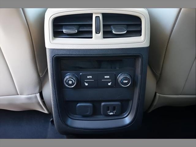 Used 2020 Buick Envision Essence w/ LPO, Cargo Package FWD image 19