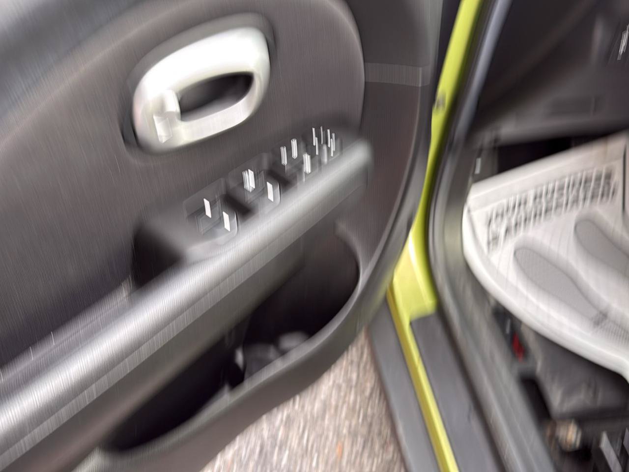 Used 2015 Kia Soul FWD image 14